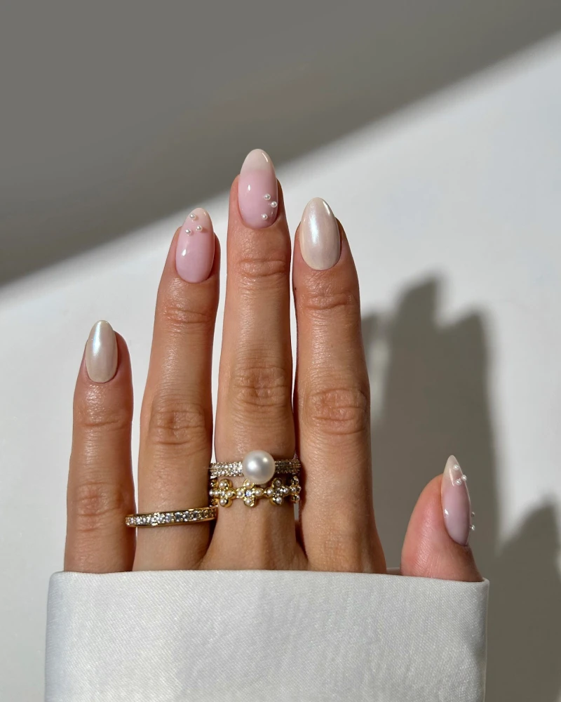 Перлинний манікюр, peal nails 