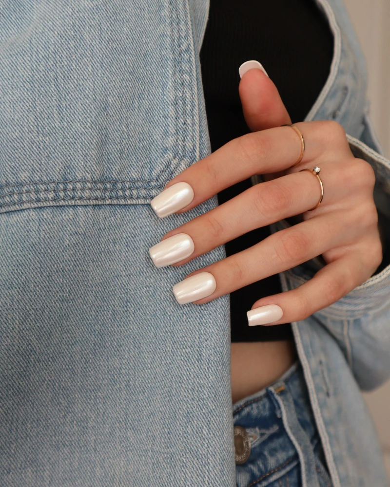 Pearl nails, трендовий манікюр 