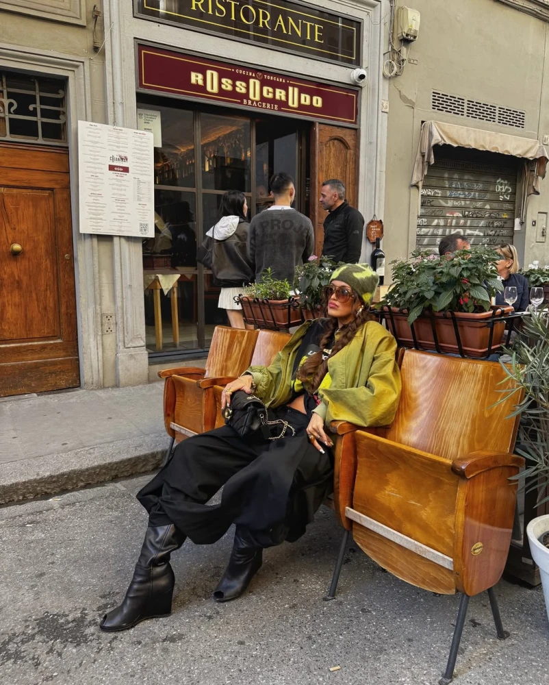 Штани, заправлені в чоботи