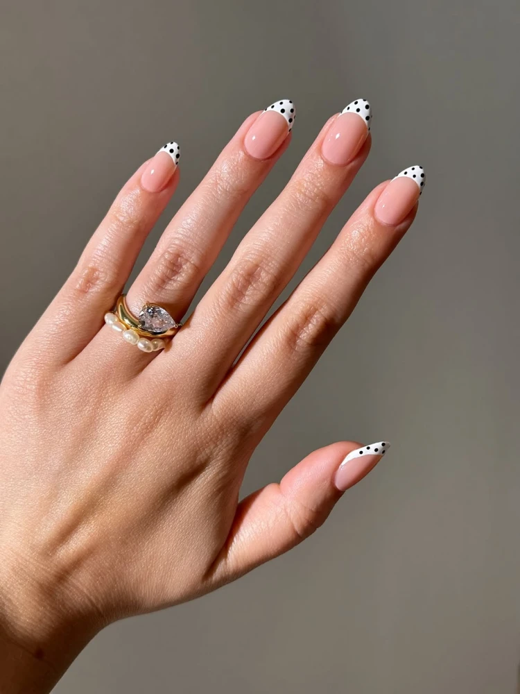 Трендовий манікюр 