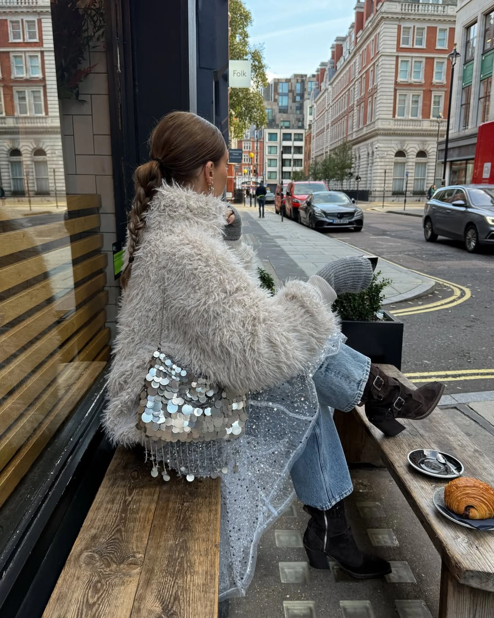 Трендовий верхній одяг на зиму