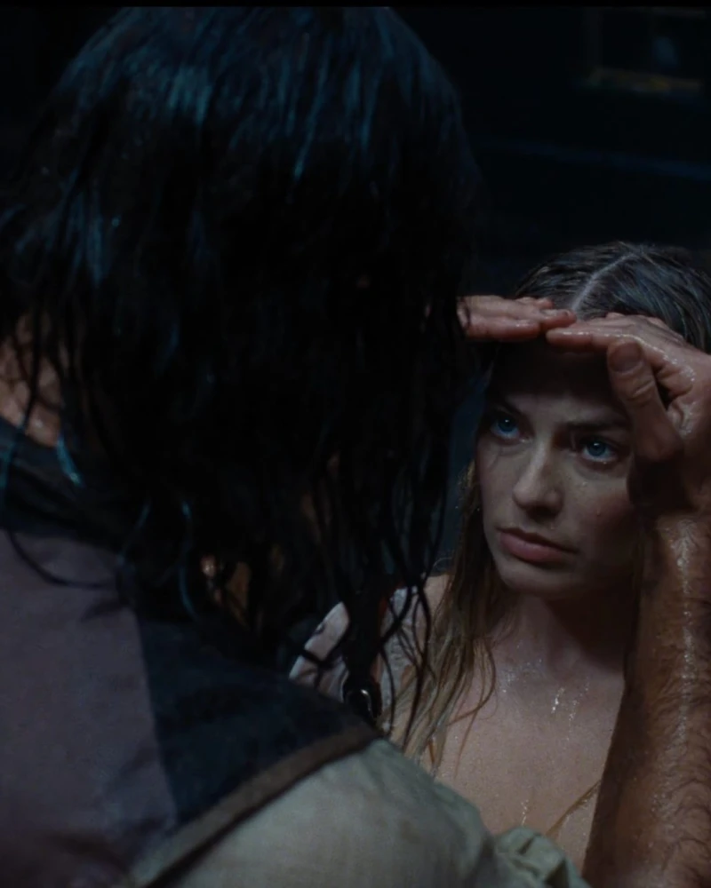 «Буремний перевал» з Марго Роббі й Джейкобом Елорді: трейлер