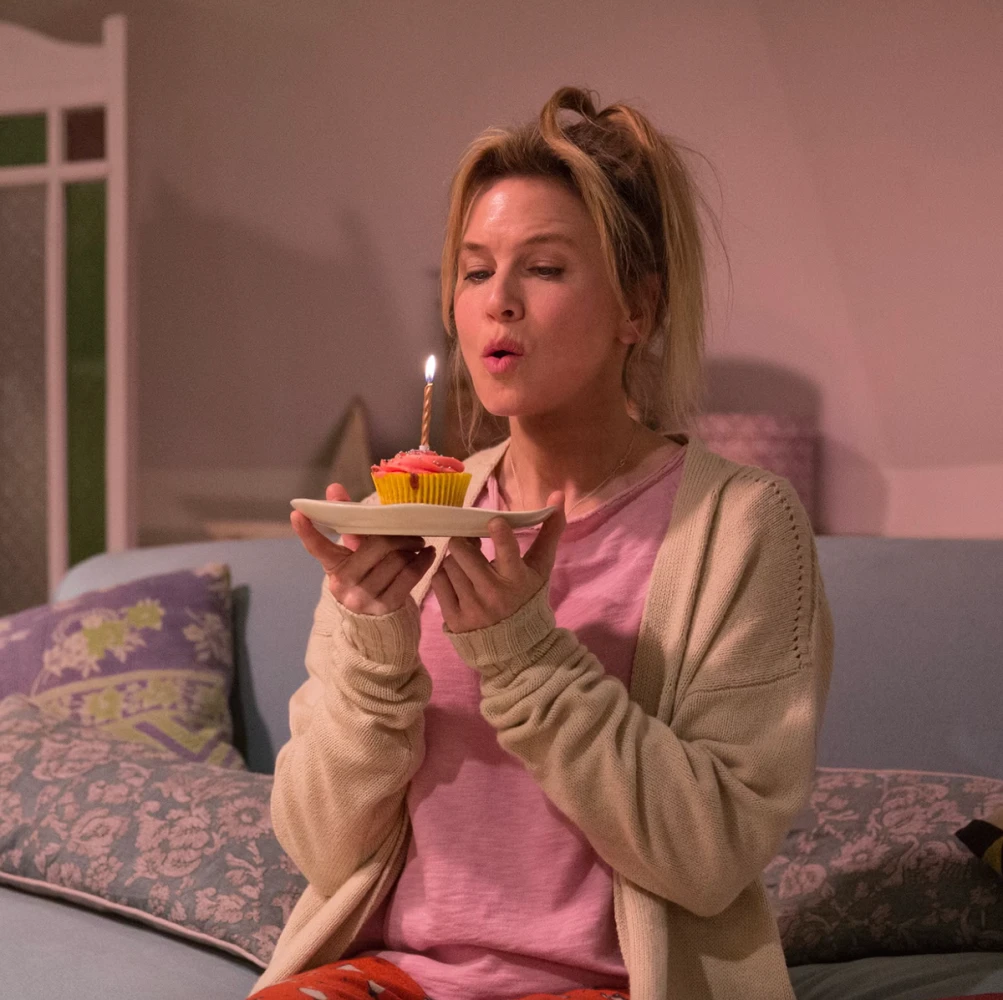 У Лондоні відкрили статую на честь Бріджит Джонс