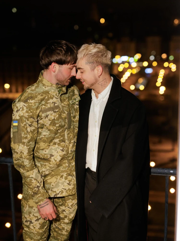  MÉLOVIN показав коханого: фото