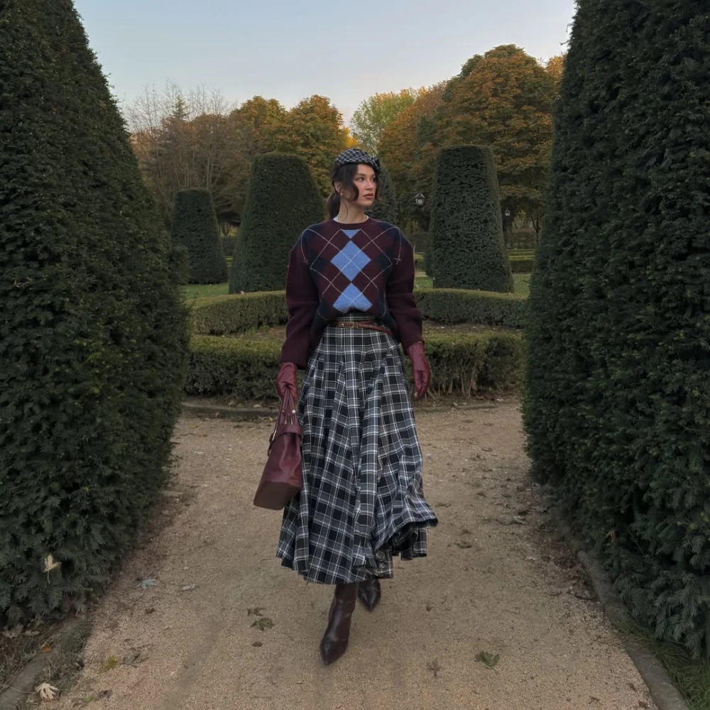 Стильний одяг у клітинку