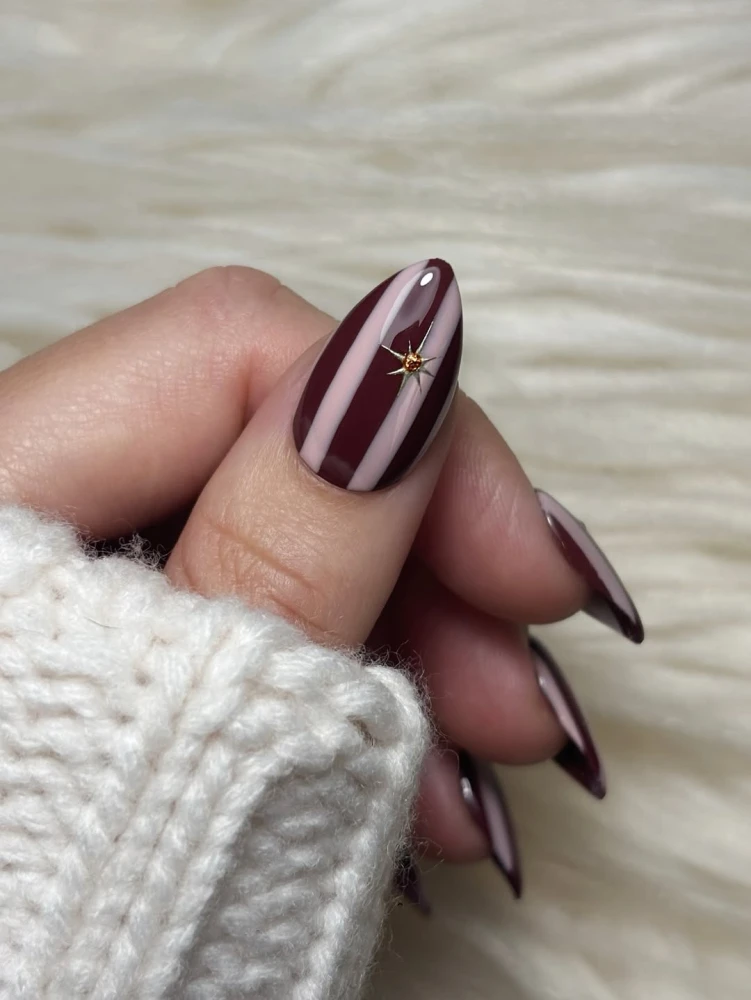 Трендовий зимовий манікюр