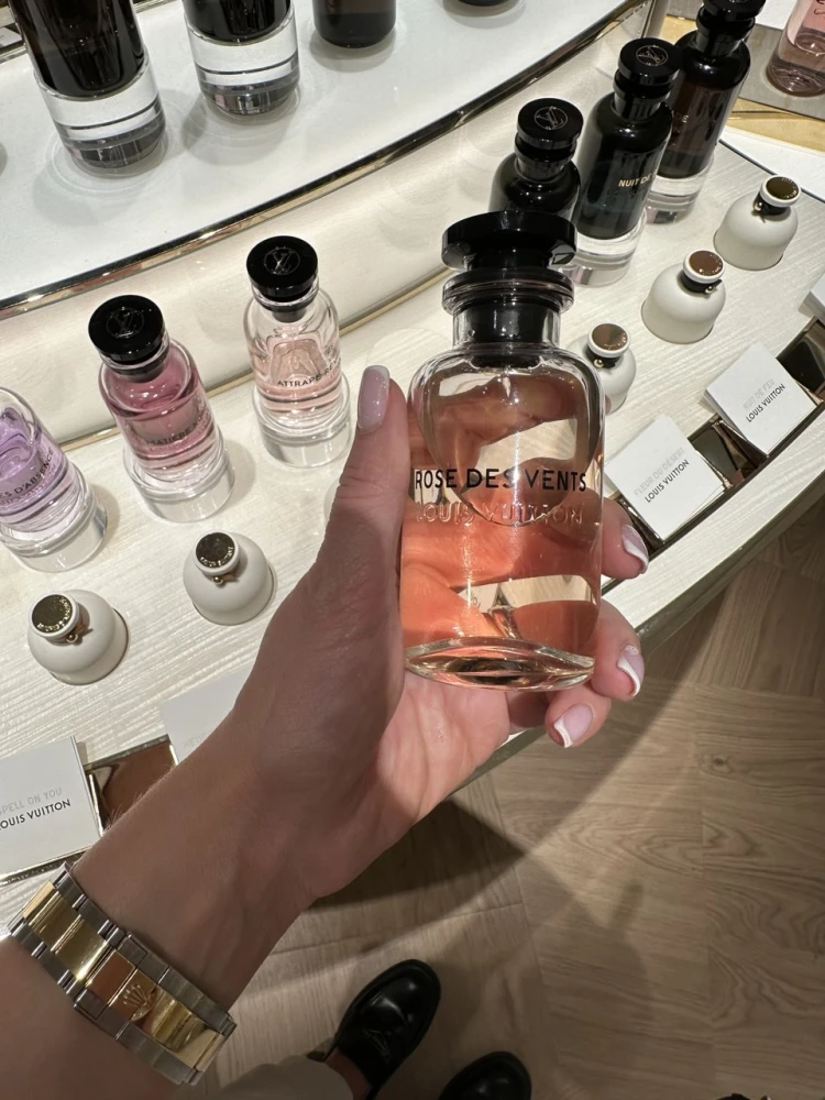 Louis Vuitton Rose de Vents