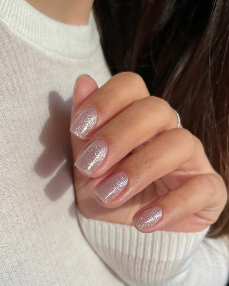 Манікюр з блискітками 