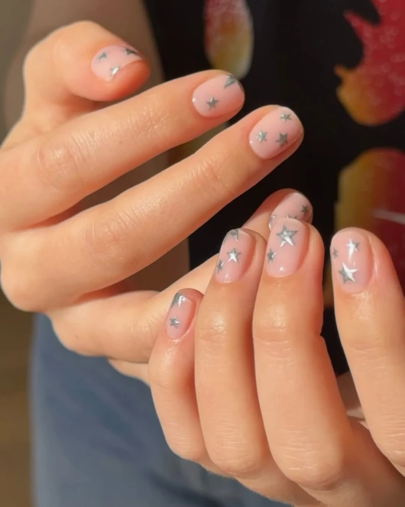 Манікюр із зірками