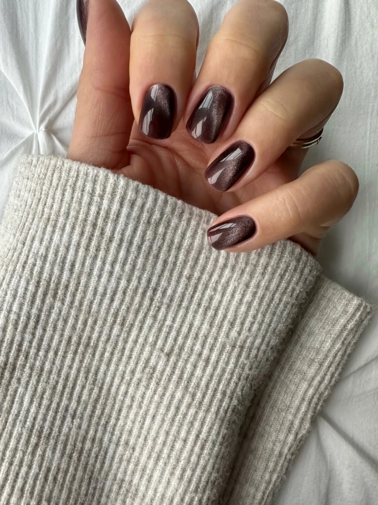 Магнітний манікюр 