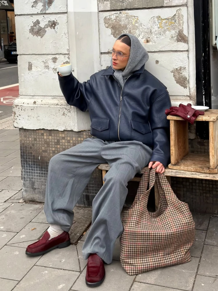 Тепла хустка-капор на зиму 2026