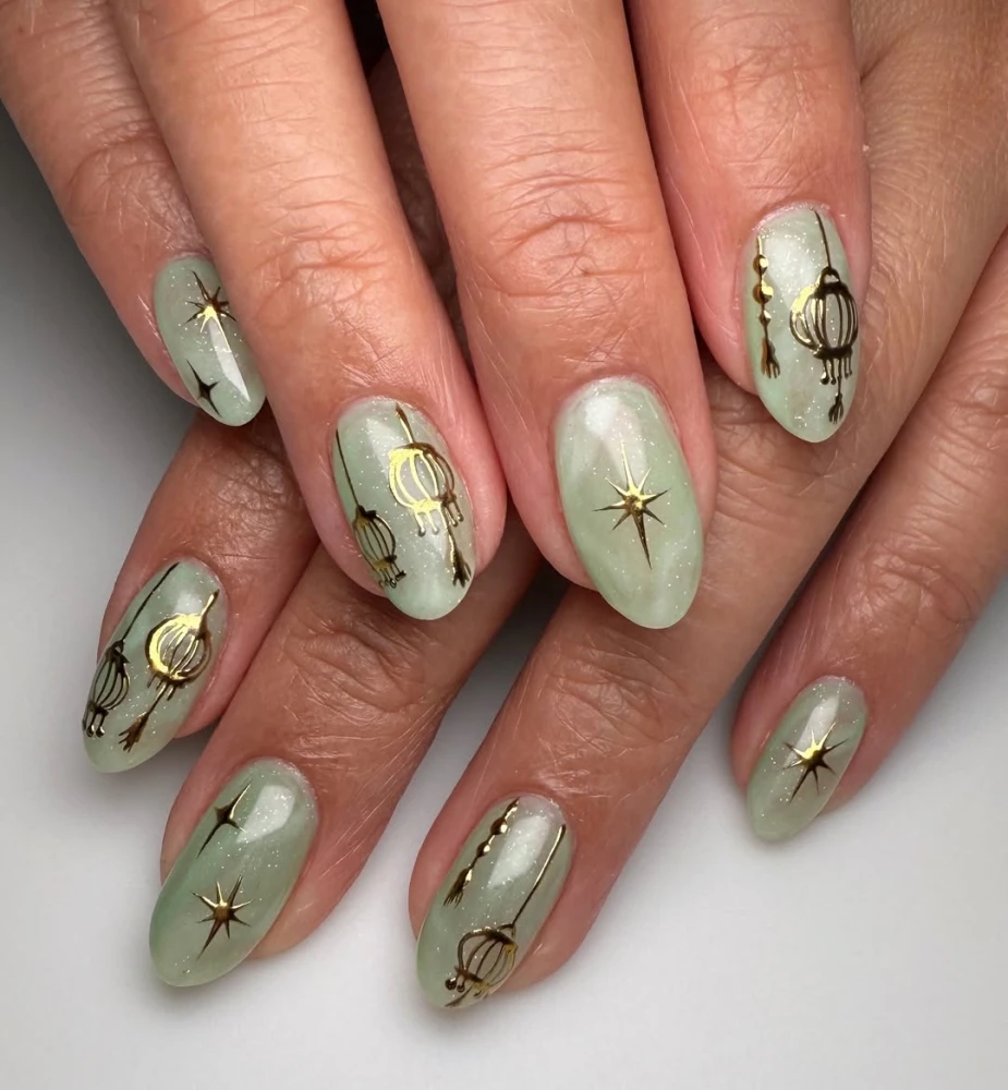 Нефритовий манікюр