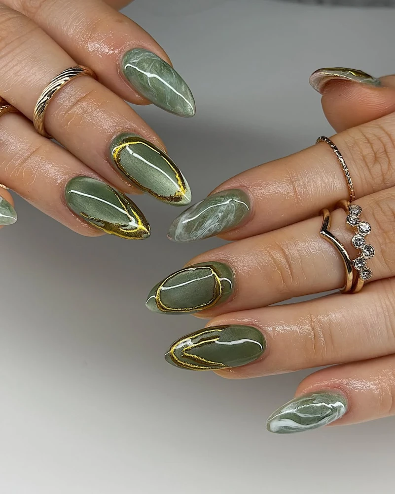 Нефритовий манікюр