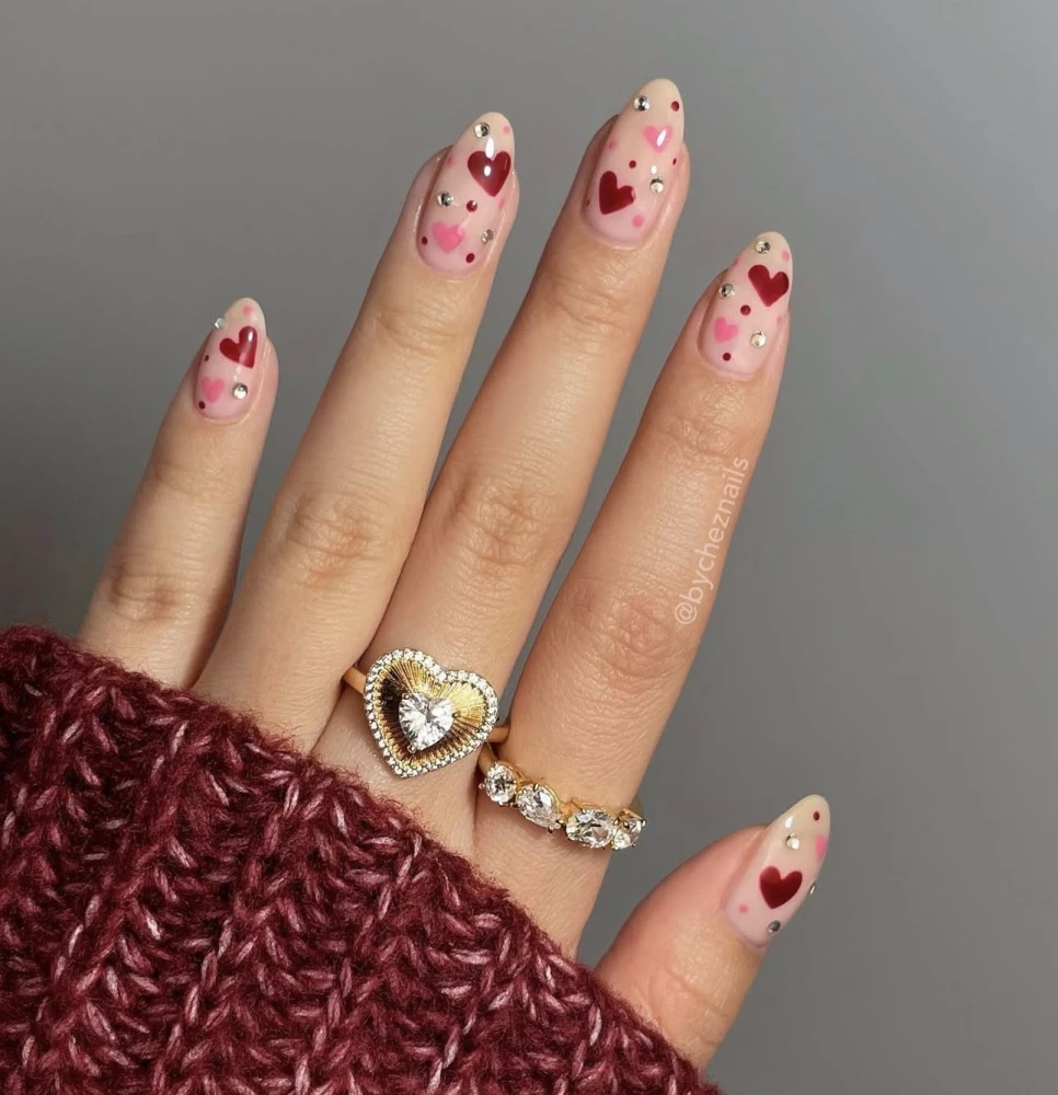 Манікюр на 14 лютого 