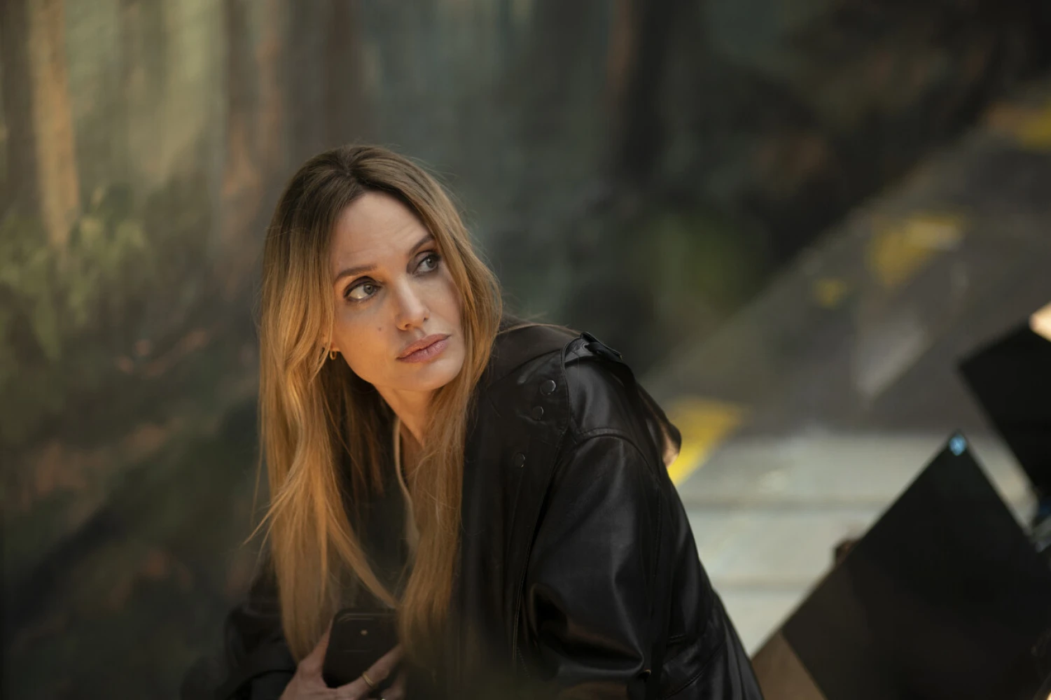 «Кутюр» з Анджеліною Джолі: перші кадри