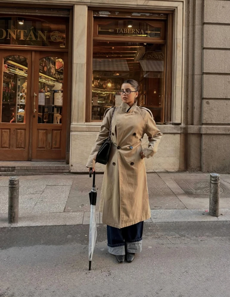 Які джинси одягати під тренч