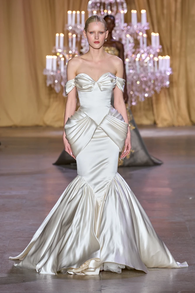 Весільна сукня-рибка