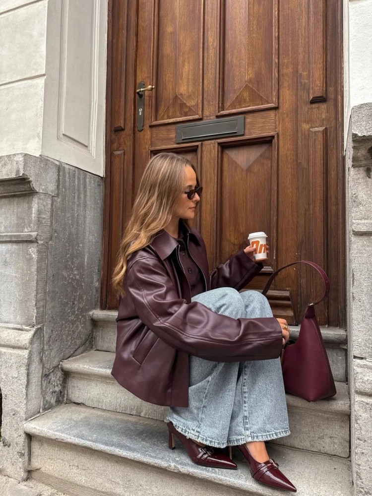 З чим носити шкірянку навесні 2026 року