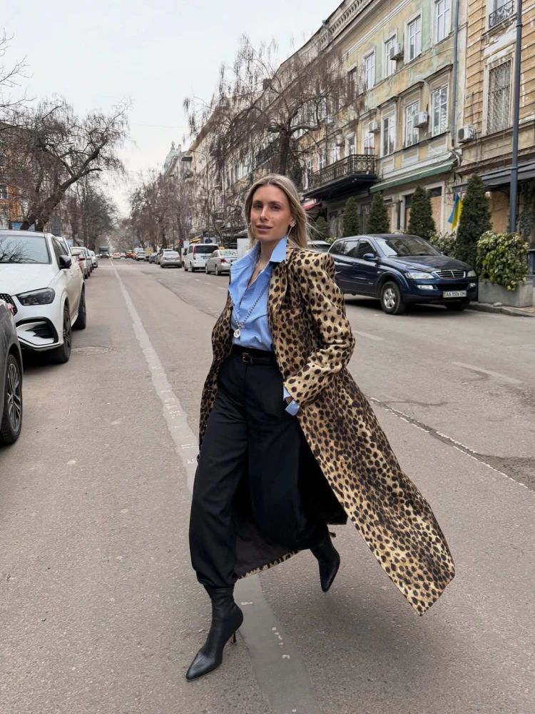 Як модно носити класичну сорочку