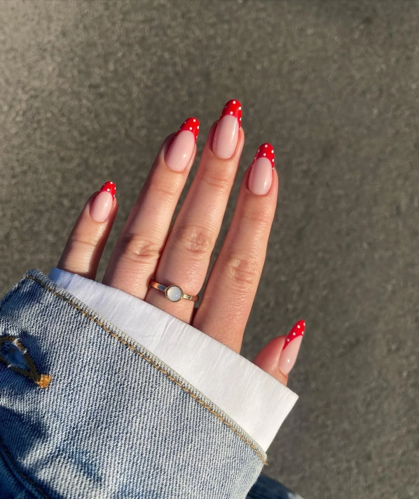 Весняний манікюр 2026