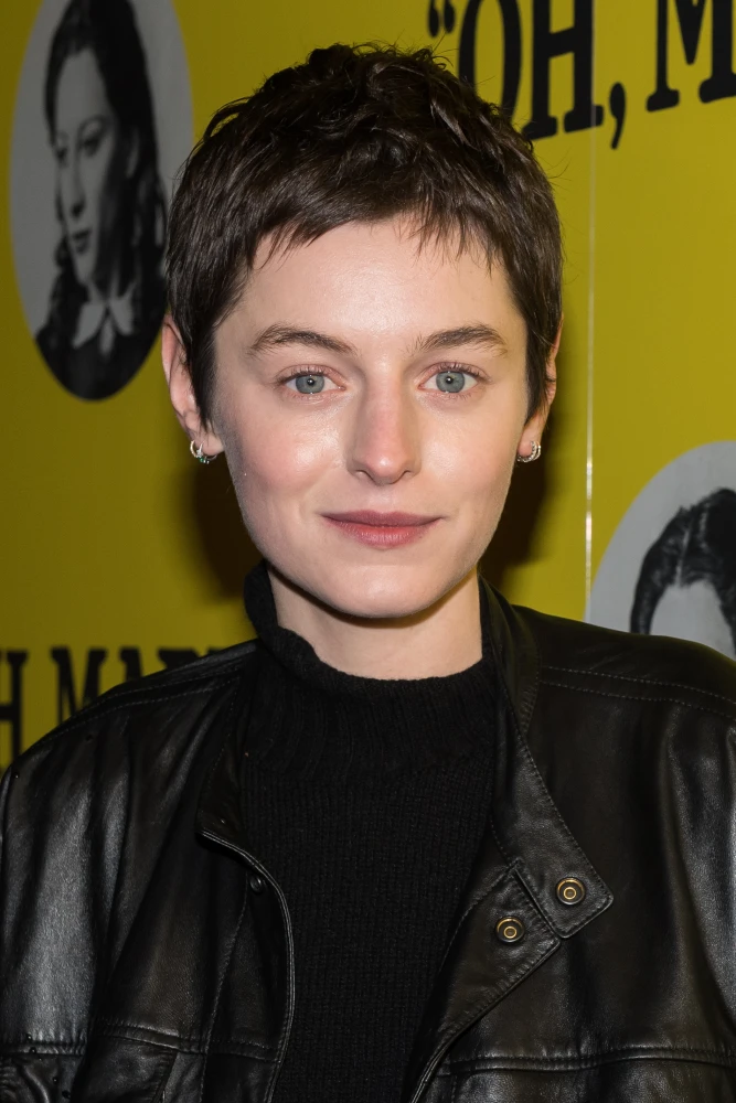 Емма Коррін