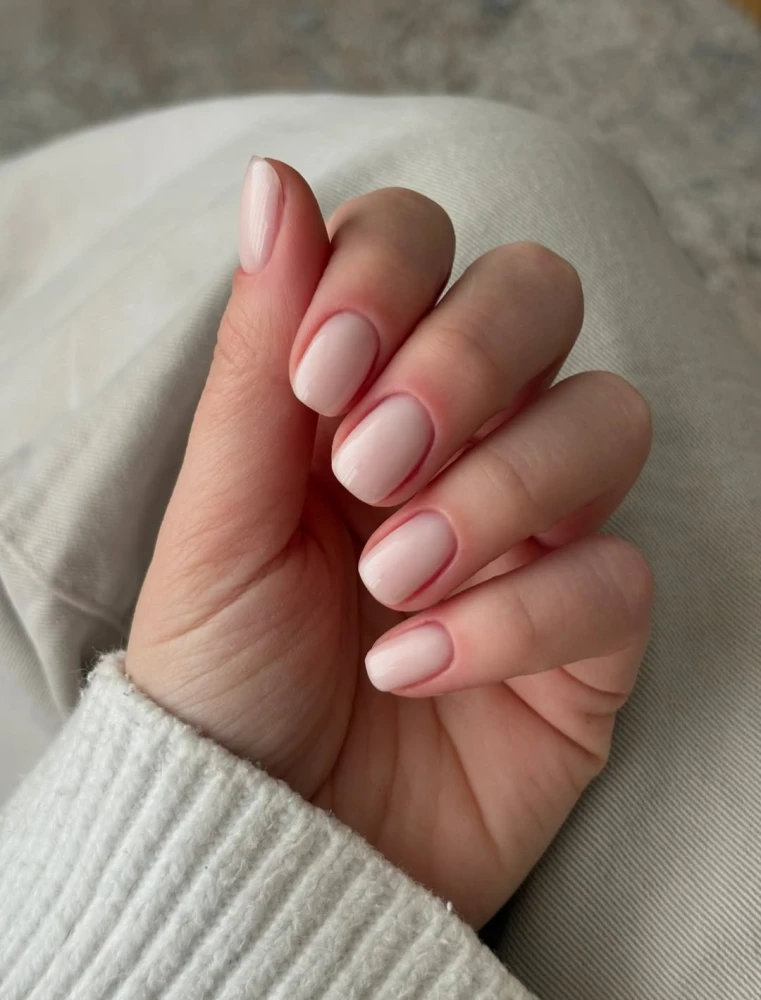 Догляд за нігтями 