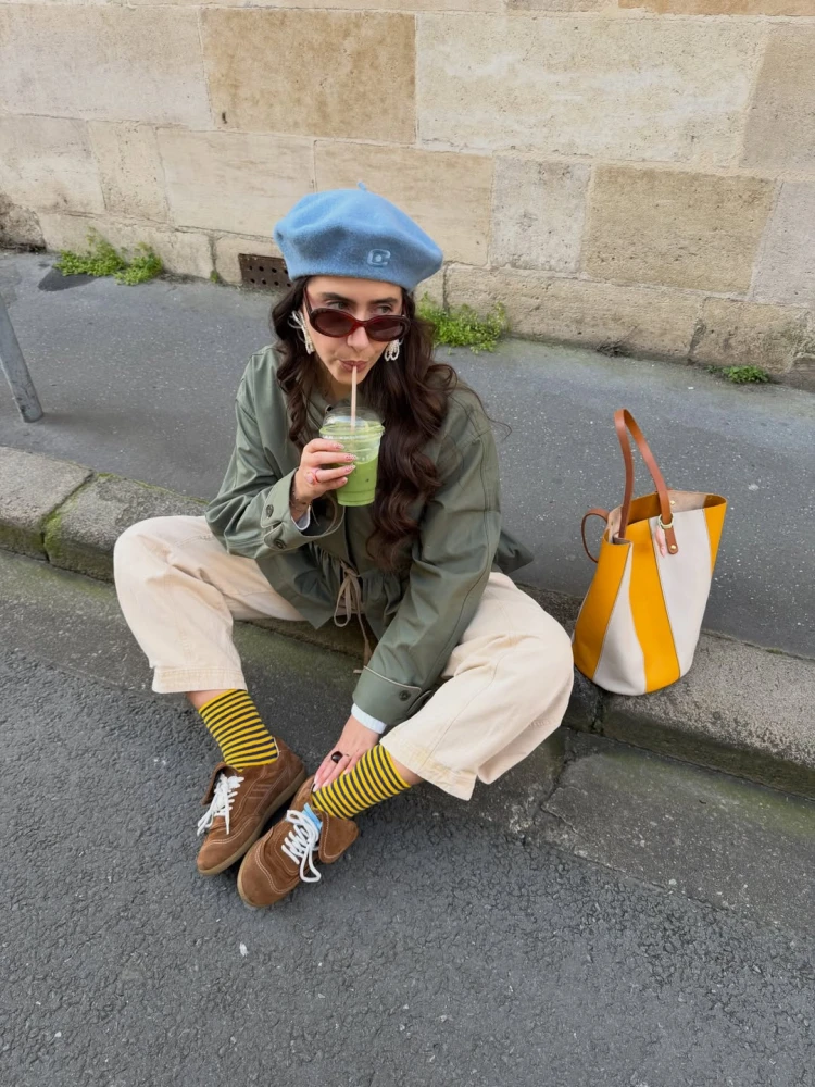 Модні замшеві кросівки