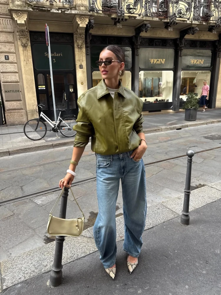 Трендові куртки на весну 2026