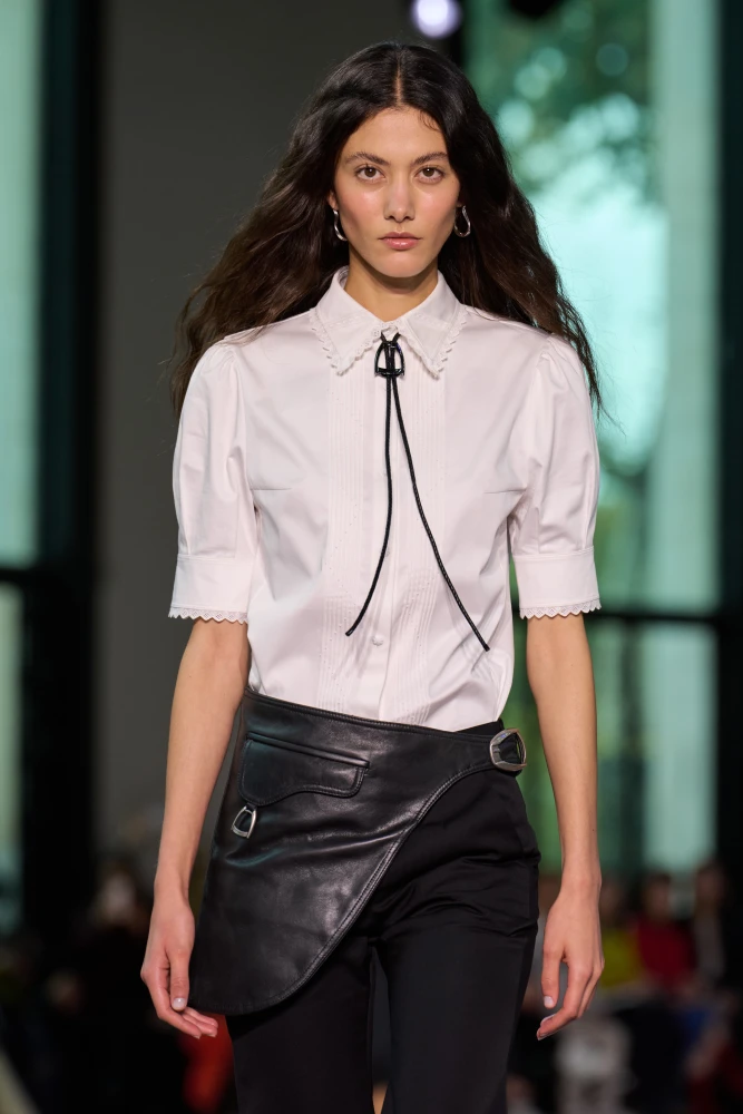 Стильні жіночі пояси