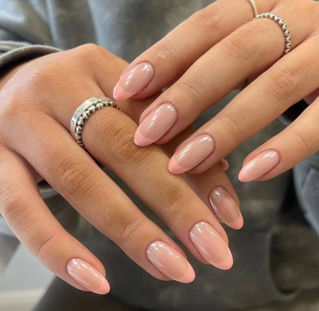 Трендовий французький манікюр 