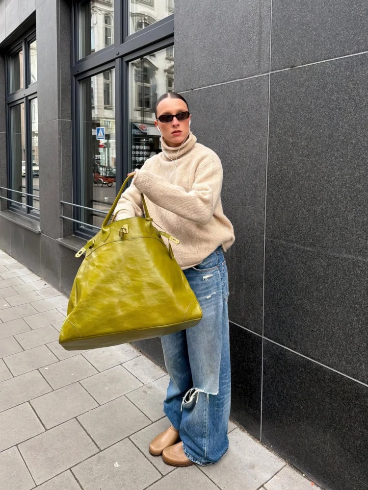 Стильні великі сумки