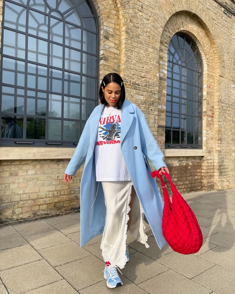 Модне блакитне взуття