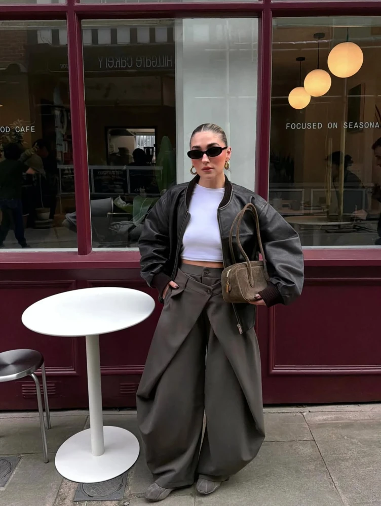 Модні широкі штани