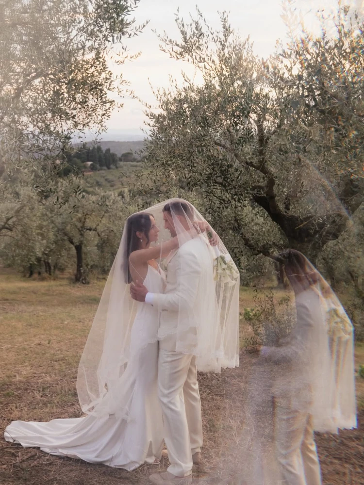 Довга весільна фата