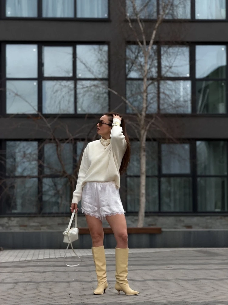 Шорти у білизняному стилі тренд