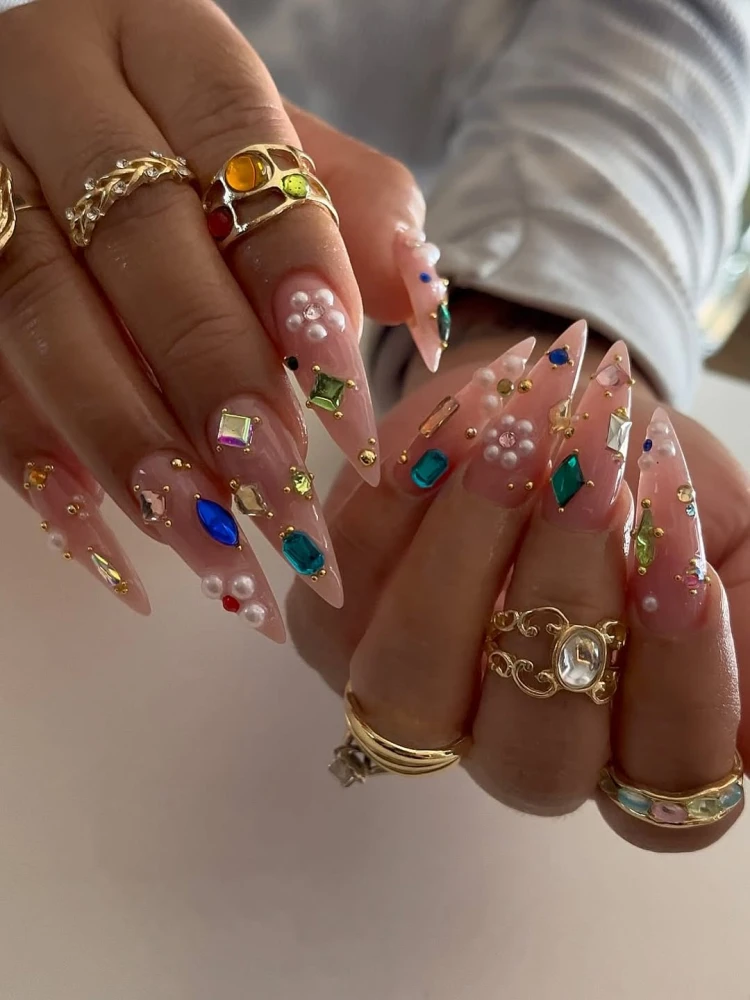 Манікюр з кристалами