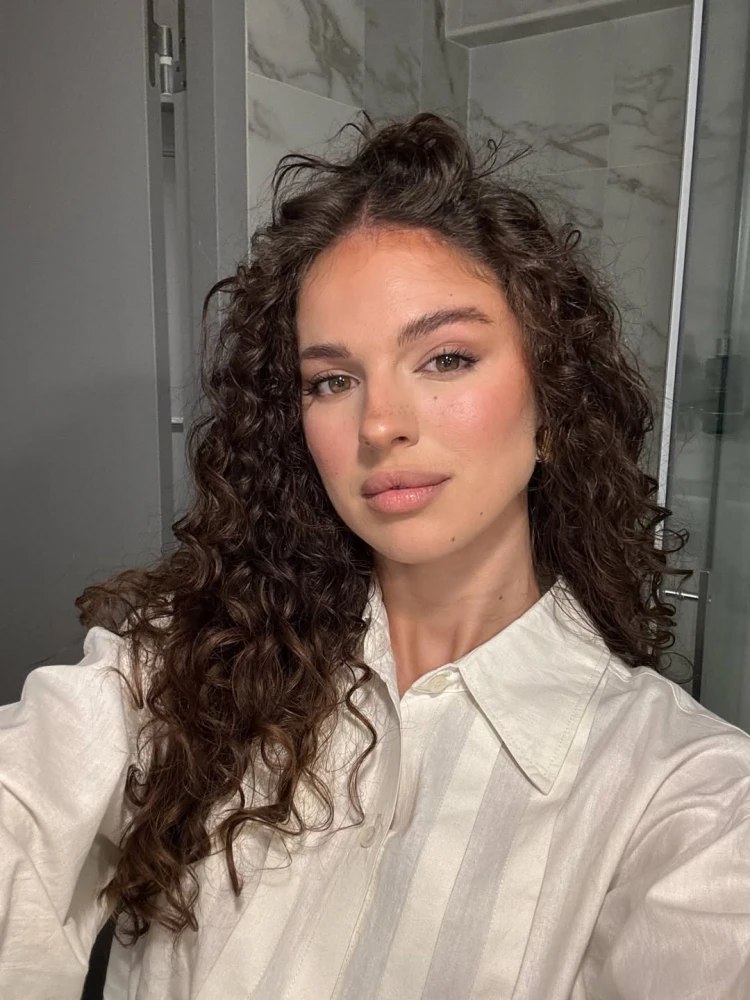 Як сушити кучеряве волосся