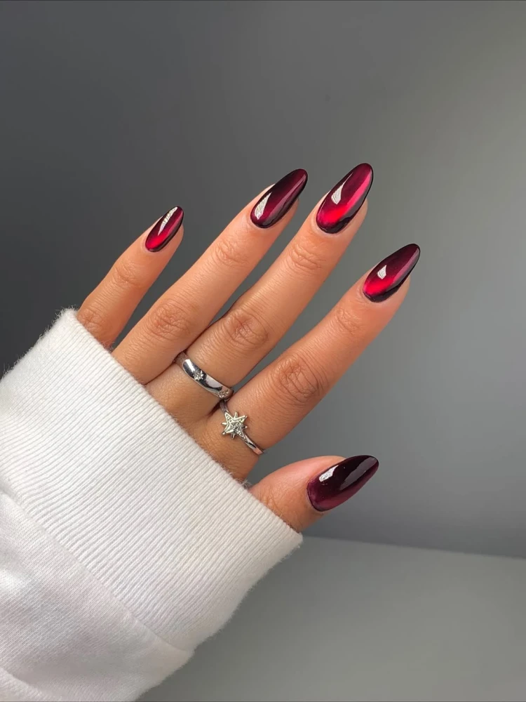 Червоний cat eye