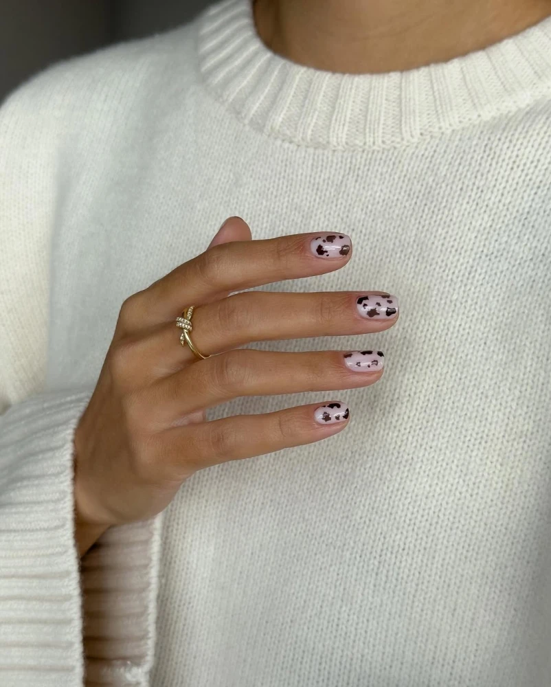 Cow print nails