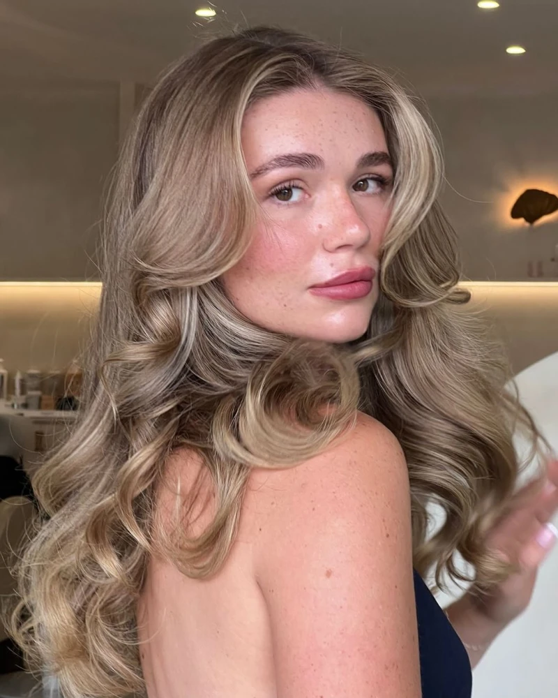 Mushroom blonde 