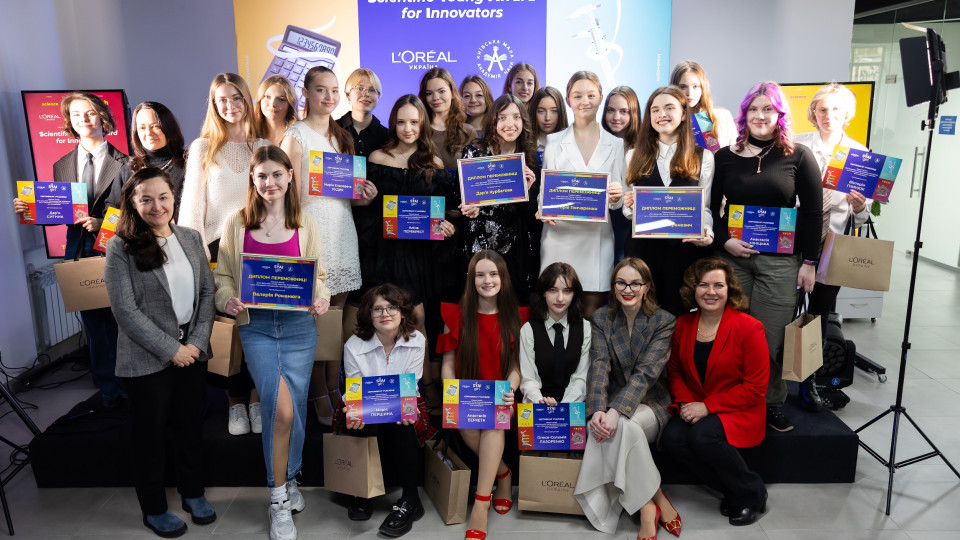 Оголошено переможниць першої в Україні премії для дівчат-інноваторів