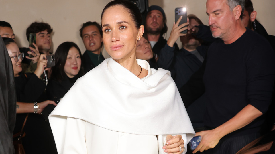 Ефектні black&white образи Меган Маркл на Тижні моди в Парижі 