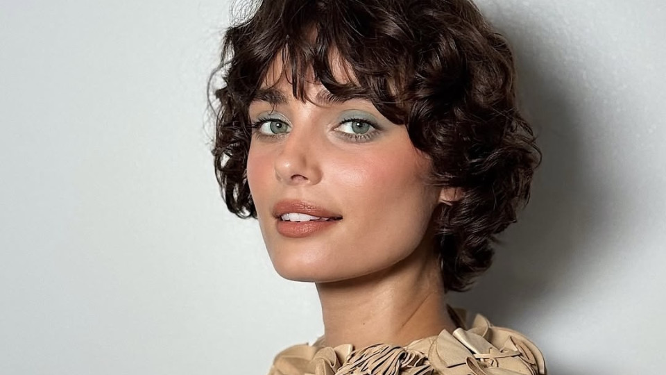 Суперактуальний варіант стрижки боб, що стане ідеальним оновленням твого образу 