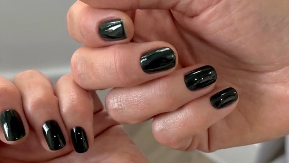 Трендові ідеї манікюру для коротких нігтів на зиму-2026