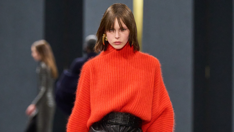 5 подіумних моделей светрів, що варті місця у твоїй шафі