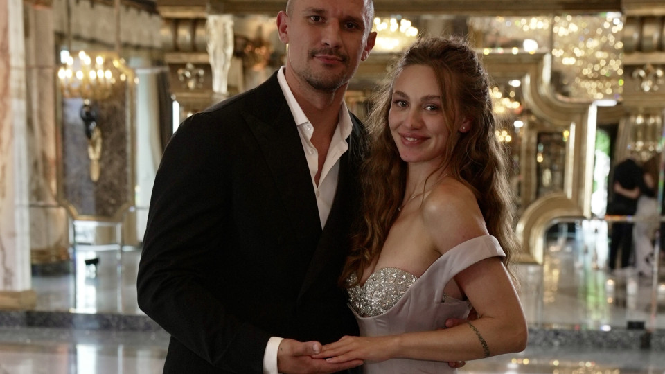 Краса у деталях: роздивляємося головну каблучку проєкту «Холостяк» та ювелірні образи Насті й Надін у фіналі від SOVA