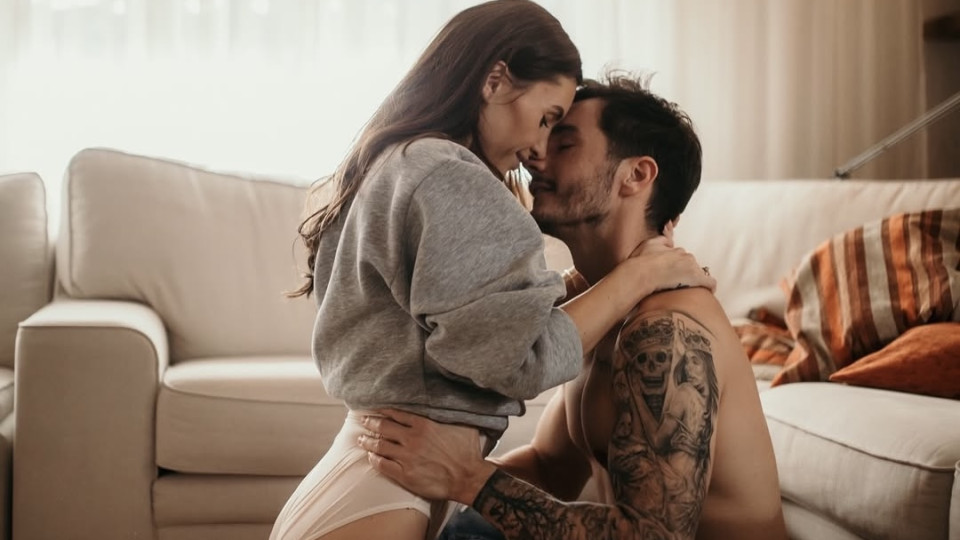 Як проявляється газлайтинг у сексі — і як протидіяти, якщо ти опинилася в такій ситуації 