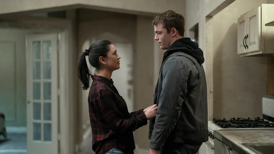 7 нових серіалів лютого від Netflix