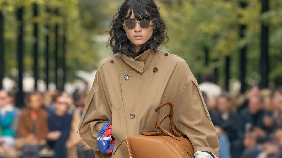 Гід трендовим верхнім одягом на весну-2026