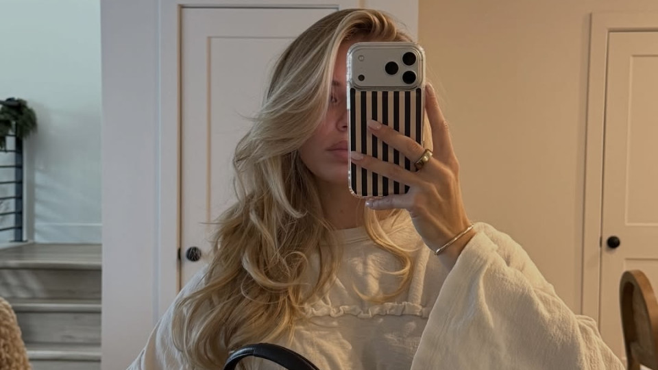 Актуальні укладки на весну, які можна зробити без стайлера чи щипців для волосся